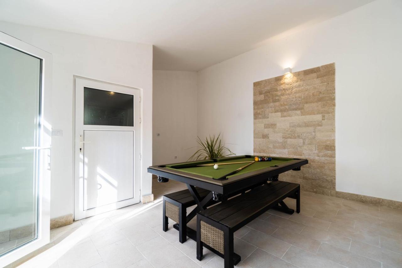 Villa Ostone Pula Extérieur photo
