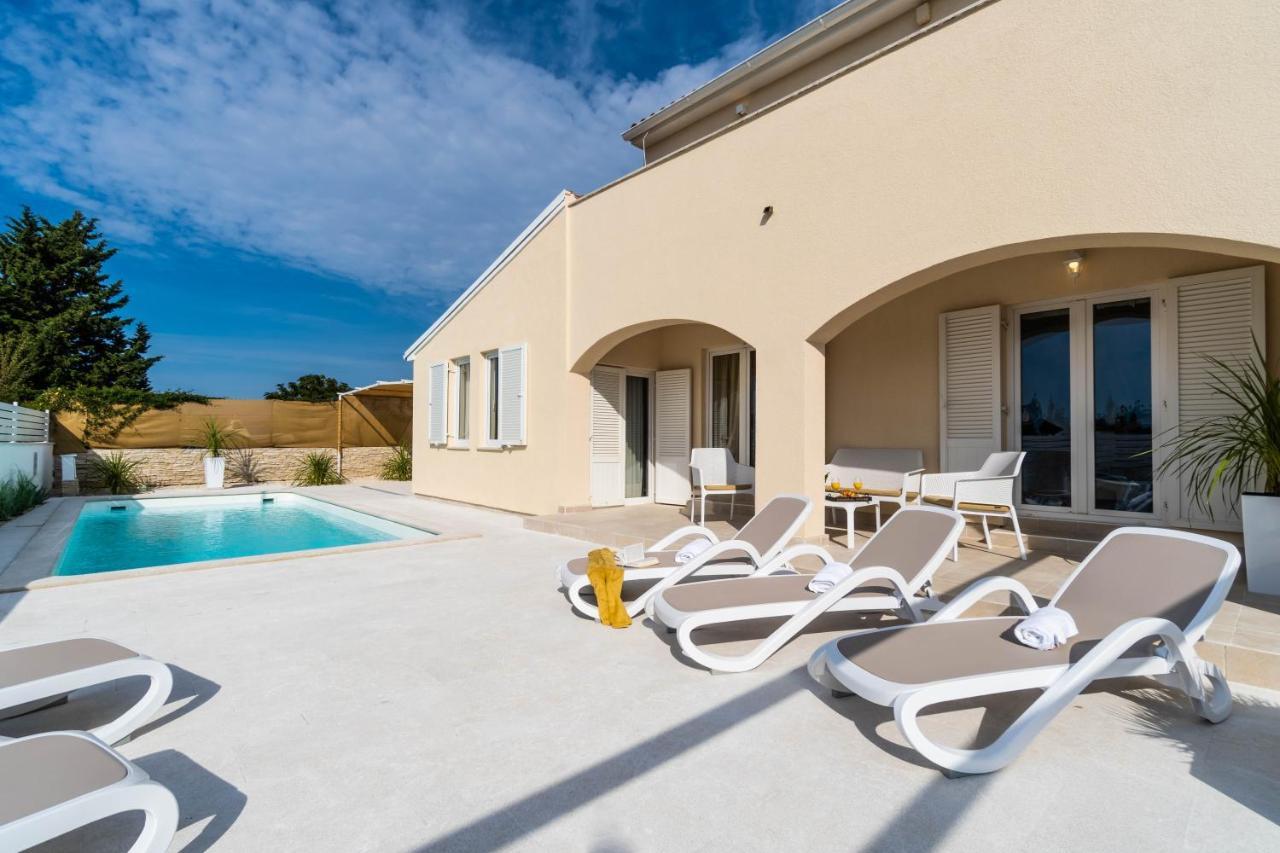 Villa Ostone Pula Extérieur photo